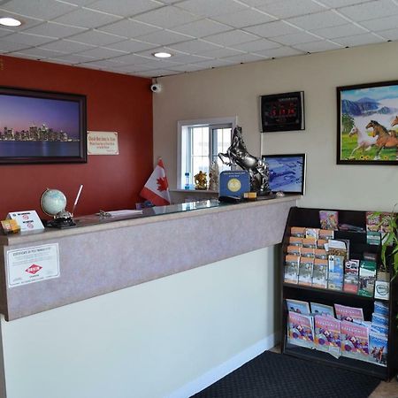 Lincoln Motel Sturgeon Falls Kültér fotó