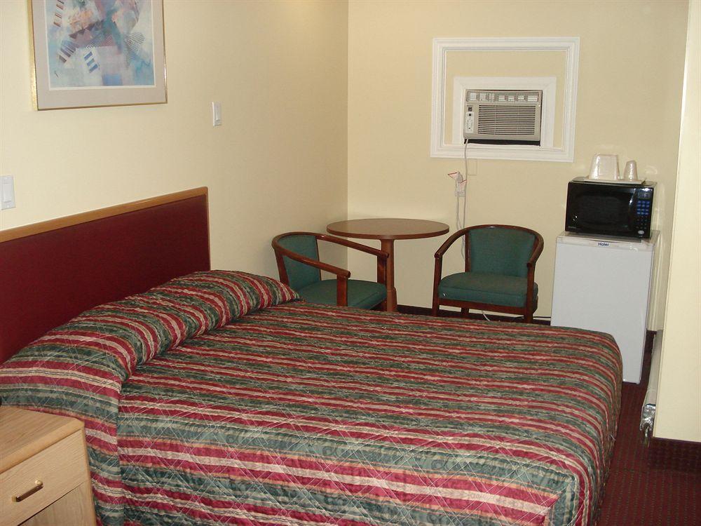 Lincoln Motel Sturgeon Falls Kültér fotó