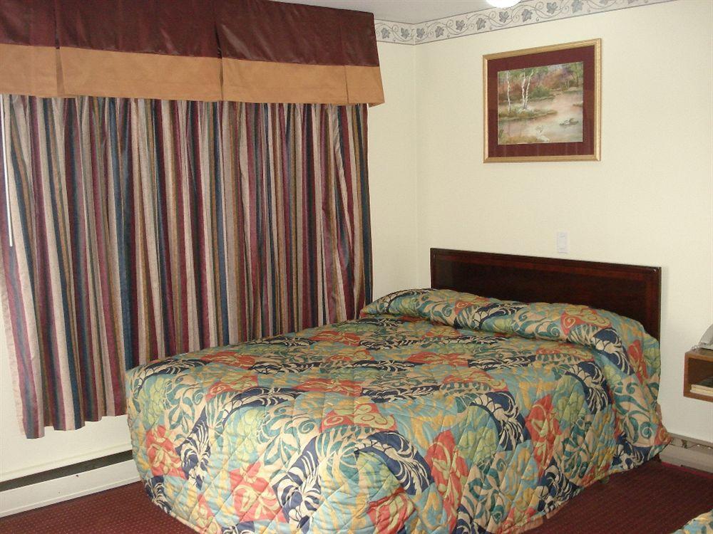 Lincoln Motel Sturgeon Falls Kültér fotó