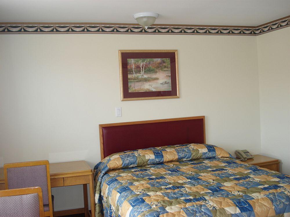 Lincoln Motel Sturgeon Falls Kültér fotó