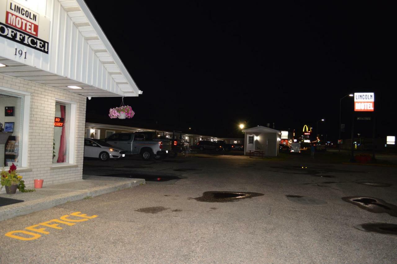 Lincoln Motel Sturgeon Falls Kültér fotó